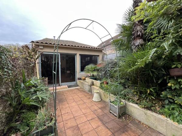 Maison à vendre |  Lalinde |  4 pièces | 145 m²