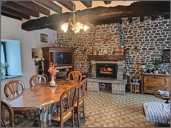 Longère en pierre , dépendances et terrain 1.2 HA-  4 km de Bazouge la Pérouse, 9  KM de Combourg et  35 km de Dinan- AXE RENNES-St MALO