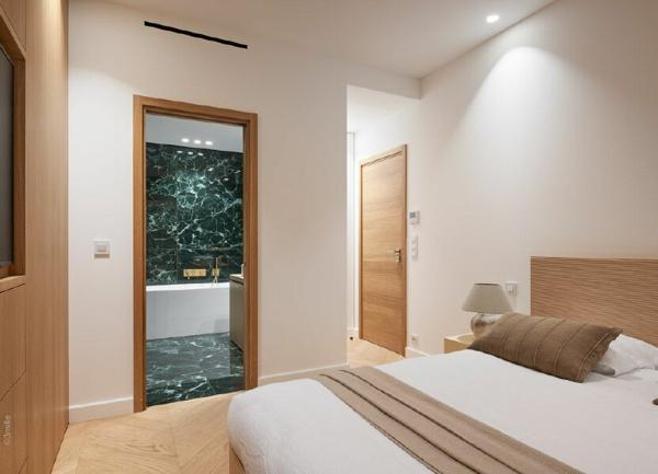 Appartement à vendre    5 pièces • 110 m2 Cannes