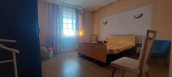 Maison Saint Vallier 6 pièce(s) 141 m2