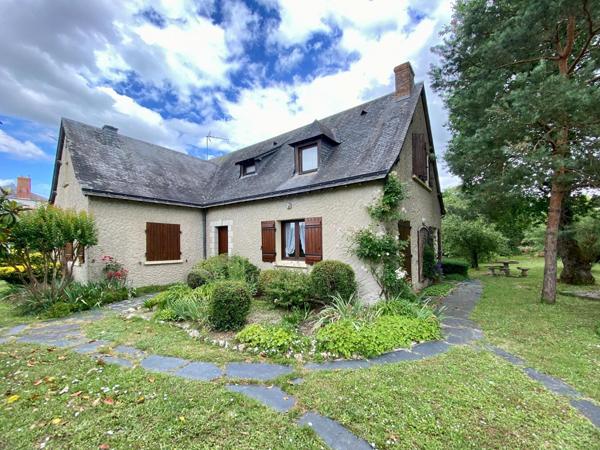 Maison à SAINT-MARTIN-DU-FOUILLOUX, 49170 - 5 pièces 123m²