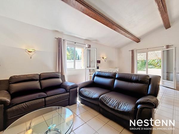 Maison Cogolin 4 pièce(s) 117 m2 + piscine et garage à proximité des commerces