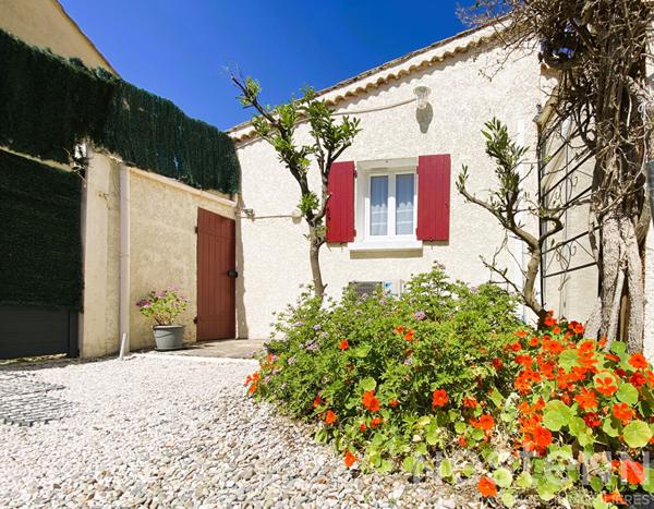 MAISON DE CHARME À BORMES-LES-MIMOSAS (QUARTIER DE LA FAVIÈRE)