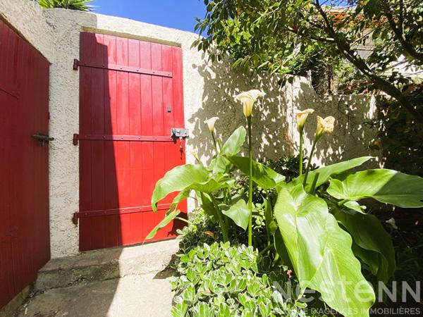MAISON DE CHARME À BORMES-LES-MIMOSAS (QUARTIER DE LA FAVIÈRE)
