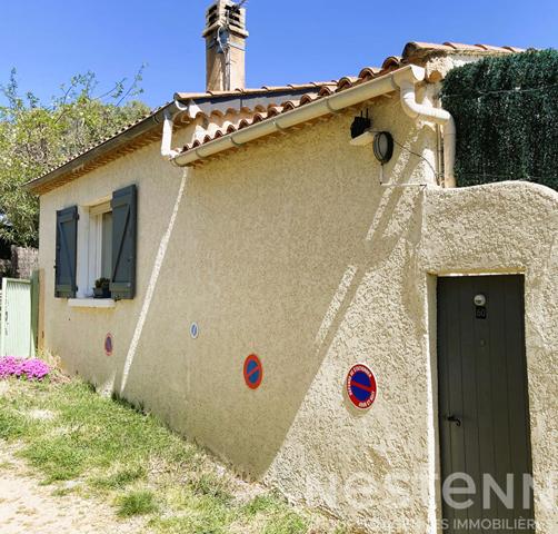 MAISON DE CHARME À BORMES-LES-MIMOSAS (QUARTIER DE LA FAVIÈRE)