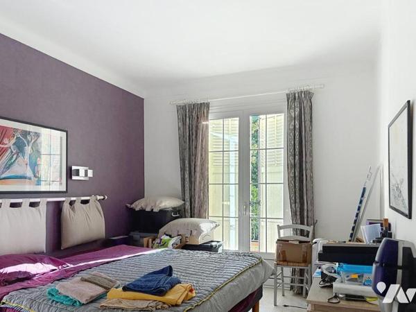 MAISON INDIVIDUELLE  DEUX PIECES SUR PARCELLE 1050 M²