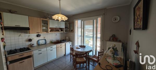 Appartement à vendre 4 pièces 93 m² Nîmes
