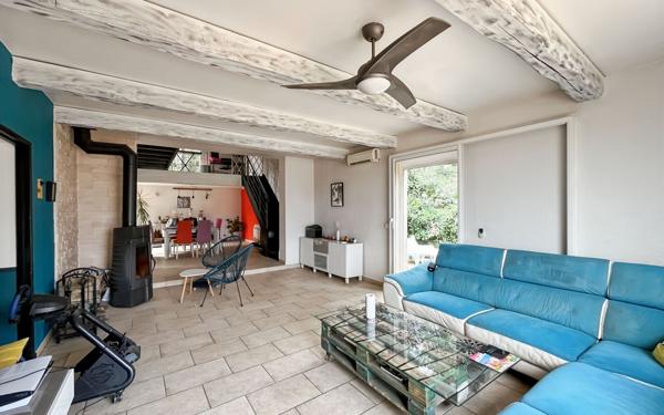 Maison à vendre    7 pièces •  La Crau