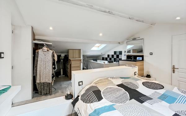 Maison à vendre    7 pièces •  La Crau