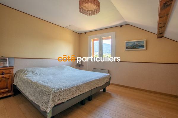 Vente Maison127 m² - 5 Pièces - LA ROCHE SUR FORON (74800)