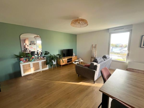 Appartement T3 avec terrasse Ouest