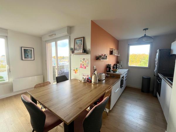 Appartement T3 avec terrasse Ouest