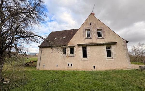 Maison à vendre    7 pièces •  Pontlevoy