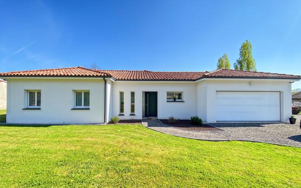 Maison à vendre    5 pièces •  Albefeuille-Lagarde