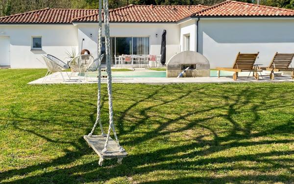 Maison à vendre    5 pièces •  Albefeuille-Lagarde