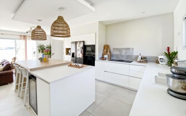 Maison à vendre    5 pièces •  Albefeuille-Lagarde