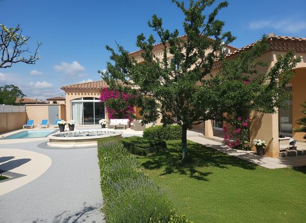 Superbe villa de qualité avec très grand garage