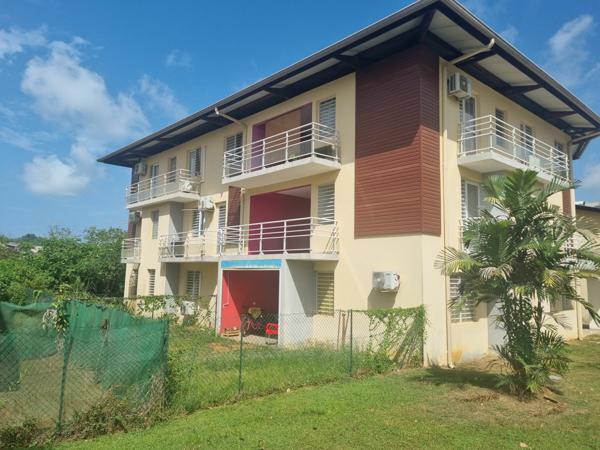 Appartement à vendre    3 pièces •  Remire-Montjoly