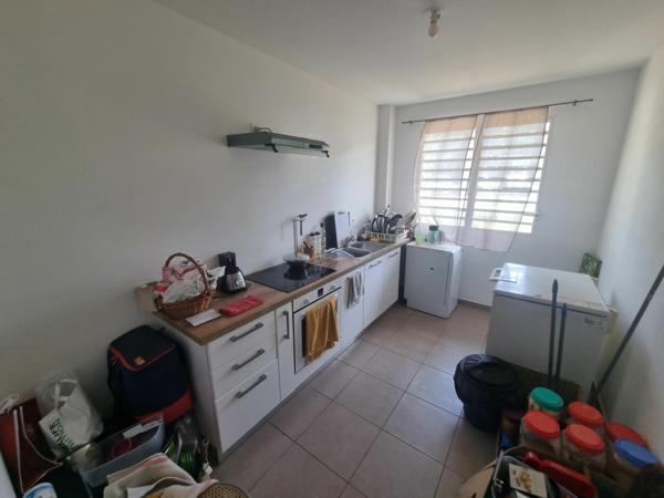 Appartement à vendre    3 pièces •  Remire-Montjoly