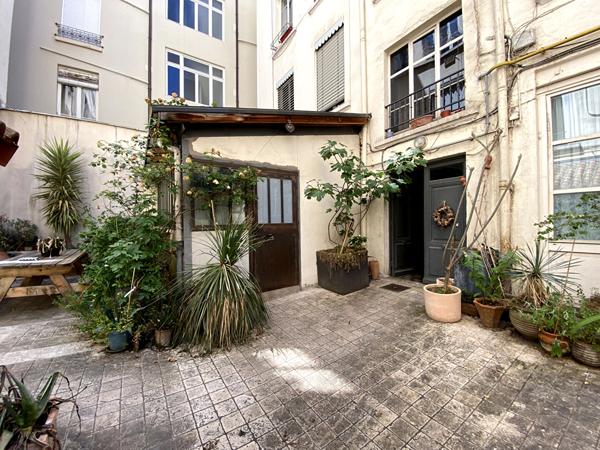 Lyon 6 Brotteaux/Masséna Magnifique T3 de 74 m² rénové avec tout le charme de l'ancien