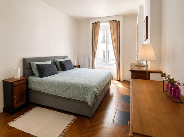Lyon 6 Brotteaux/Masséna Magnifique T3 de 74 m² rénové avec tout le charme de l'ancien