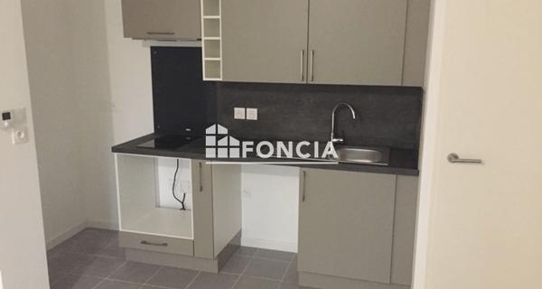 Location Appartement 2 pièces 38.75 m² - Montfavet 84140