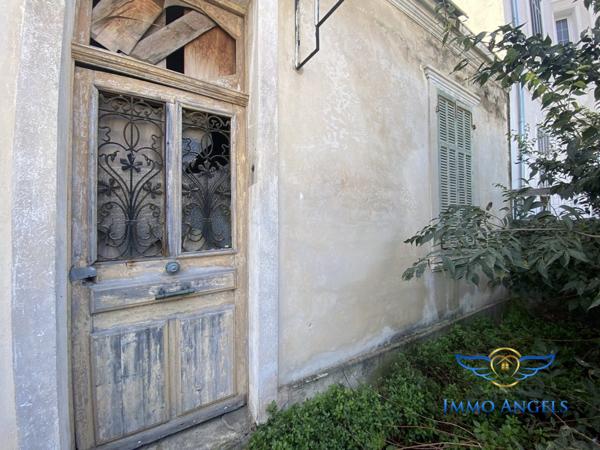 Maison 80 m2 sur 179 m2 de terrain, idéal projet d'investissement.