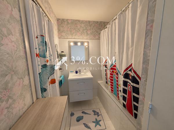 Appartement
                                                                                                                                                                                                                                                                                                                        2 pièce(s)                                                                                                                                                                                                          1 chambre(s)                                                                                                                                                                                                          38  m²