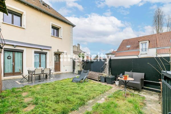 Maison 5 pièces - 94 m² Exclusivité efficity