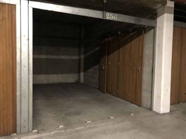 A louer garage dans résidence sécurisé en hyper centre de Châteauroux