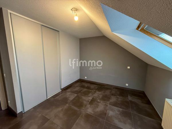 Grand Appartement de Standing Unique avec Terrasse de 32m2