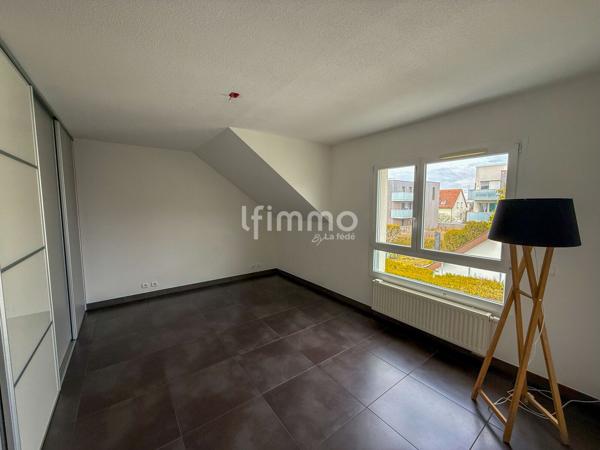 Grand Appartement de Standing Unique avec Terrasse de 32m2