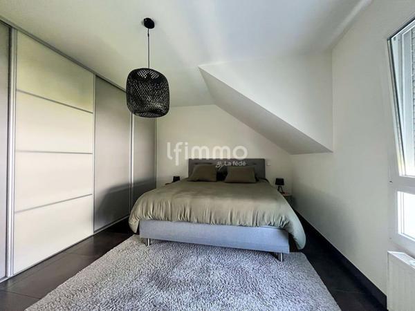 Grand Appartement de Standing Unique avec Terrasse de 32m2