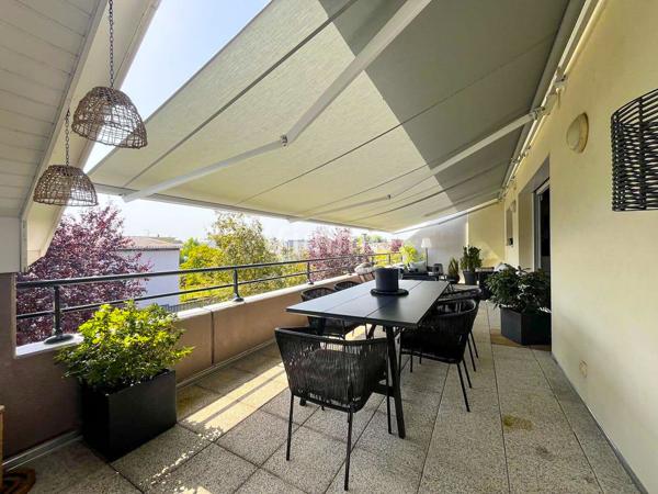 Grand Appartement de Standing Unique avec Terrasse de 32m2