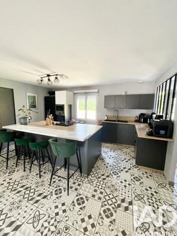 Maison à vendre 5 pièces 134 m² Sciecq