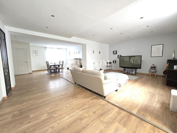 Maison 4 pièce(s) 2 chambre(s) 121 m²