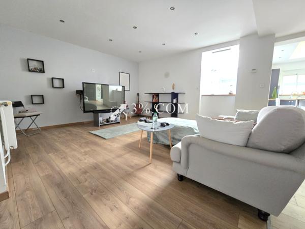 Maison 4 pièce(s) 2 chambre(s) 121 m²