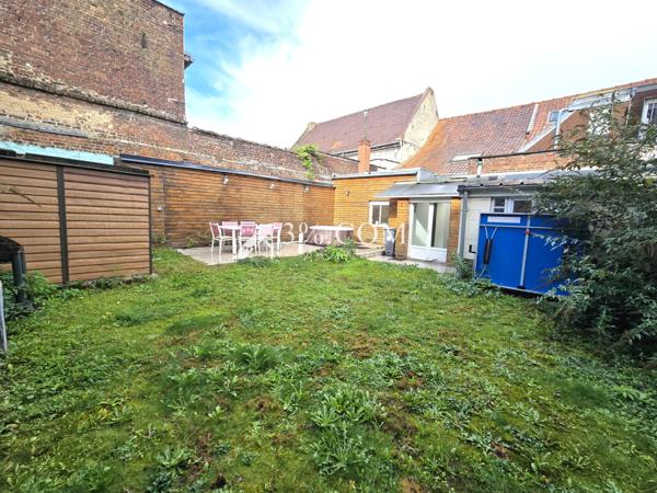 Maison 4 pièce(s) 2 chambre(s) 121 m²