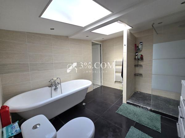 Maison 4 pièce(s) 2 chambre(s) 121 m²