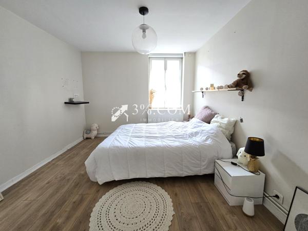 Maison 4 pièce(s) 2 chambre(s) 121 m²