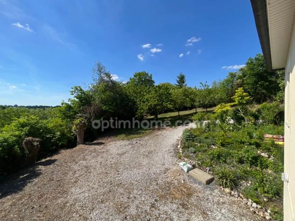 Maison 178 m2 - Gonneville sur honfleur - 4 chambres - sous sol complet - garage - 2 079 m2 terrain - jardin - terrasse - Veranda