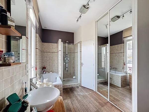 Maison 8 pièces – 227 m² environ à Saint-Malo (ref : 40274)