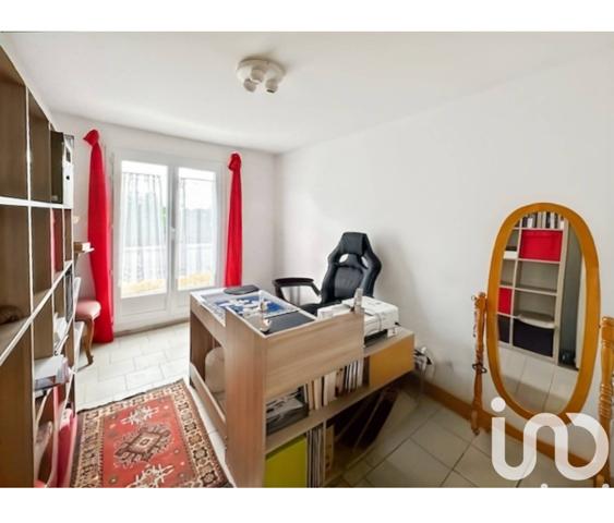 Appartement à vendre 4 pièces 77 m² Savigny-le-Temple