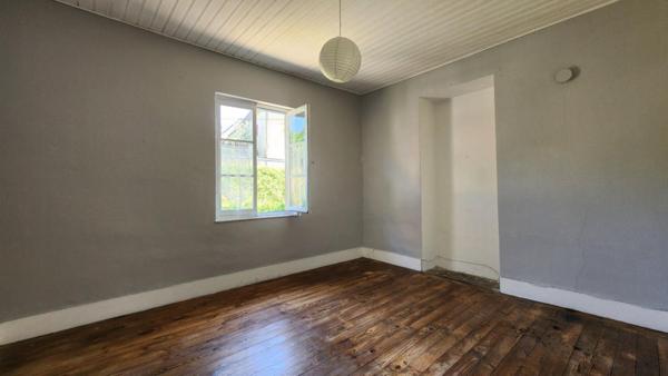 ESSERTENNE-ET-CECEY - Maison 7 pièces