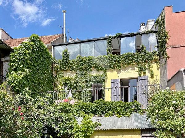 Maison Montreuil 5 pièce(s)  de 94 m² au sol et 86 m² loi Carrez avec terrasse et jardin