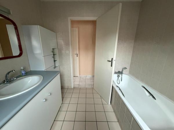 Maison à COULAINES, 72190 - 5 pièces 115m²