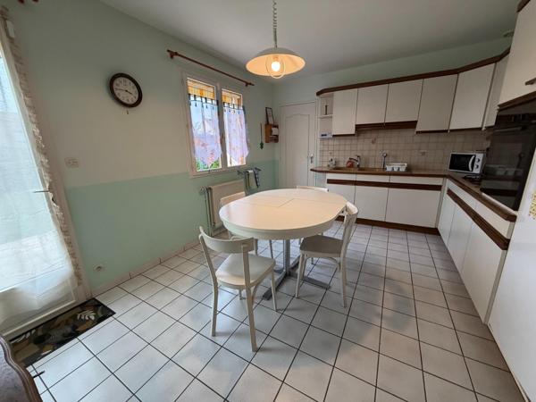 Maison à COULAINES, 72190 - 5 pièces 115m²