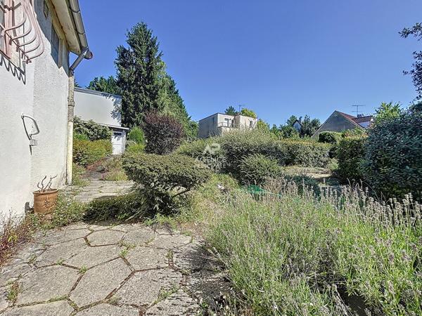 Maison CHATOU 3 pièces 827 000 € **  - Référence  161805