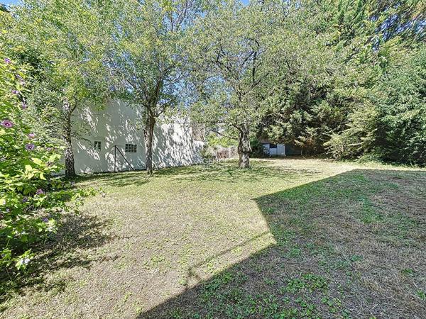 Maison CHATOU 3 pièces 827 000 € **  - Référence  161805