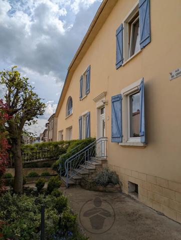 Vente Maison 9 pièces 304 m2 à Florange